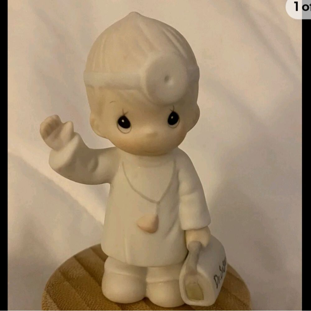 NWT Precious Moments Sugar Town Dr. Sam Sugar Figurine